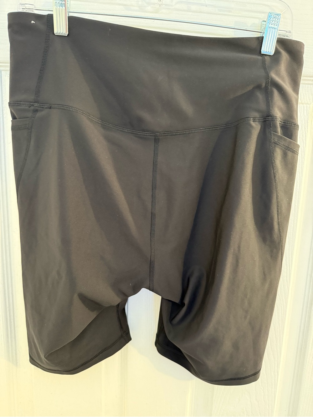 EUC Old Navy Black Biker Shorts Size XL - Picture 5 of 5
